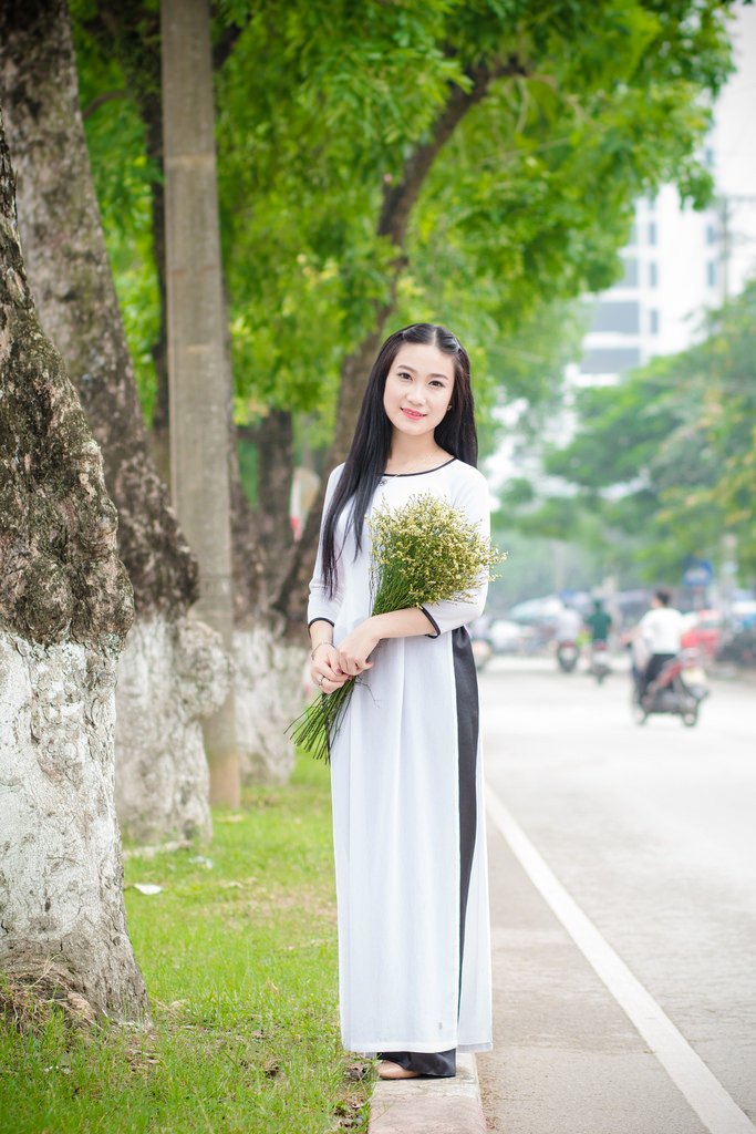 三位少妇按摩高潮